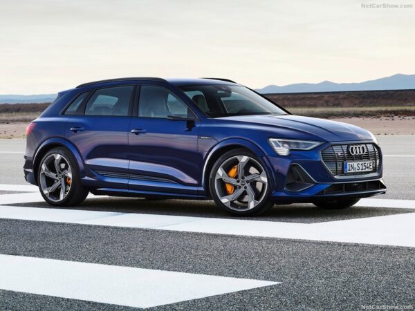 AUDI E-tron 2019>