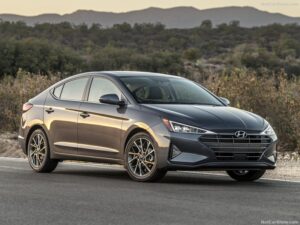 Materiaalsed automattid HYUNDAI ELANTRA 2016>