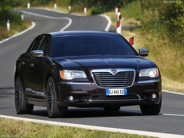 Materjalid auto vaibad LANCIA THEMA 2011>