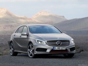 Medžiaginiai automobilio kilimėliai MERCEDES A-CLASS 2011-2018