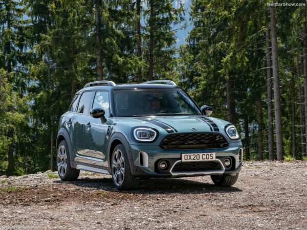 Materjalid MINI COUNTRYMAN II F-60 2017>