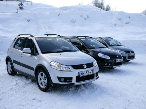 Medžiaginiai automobilio kilimėliai SUZUKI SX4 2006-2013