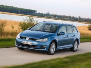 Materiāls auto paklājiņi VOLKSWAGEN GOLF VII 2013-2019 Kombi